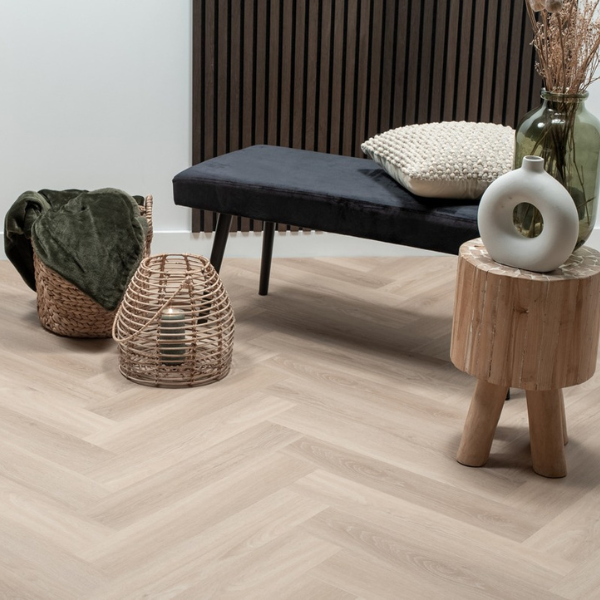 Floer Landhuis Visgraat PVC Puur Eik Sfeer